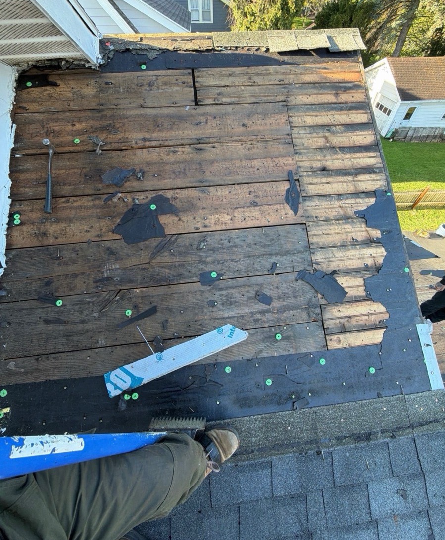 B&G and Sons roof job 1 exposed roof deck before new roofing